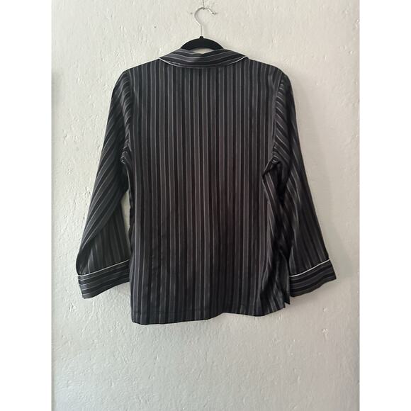 Victoria's Secret 2 PC Classic Pajama Set Satin Striped Sleepwear Cozy Small - Picture 9 of 16